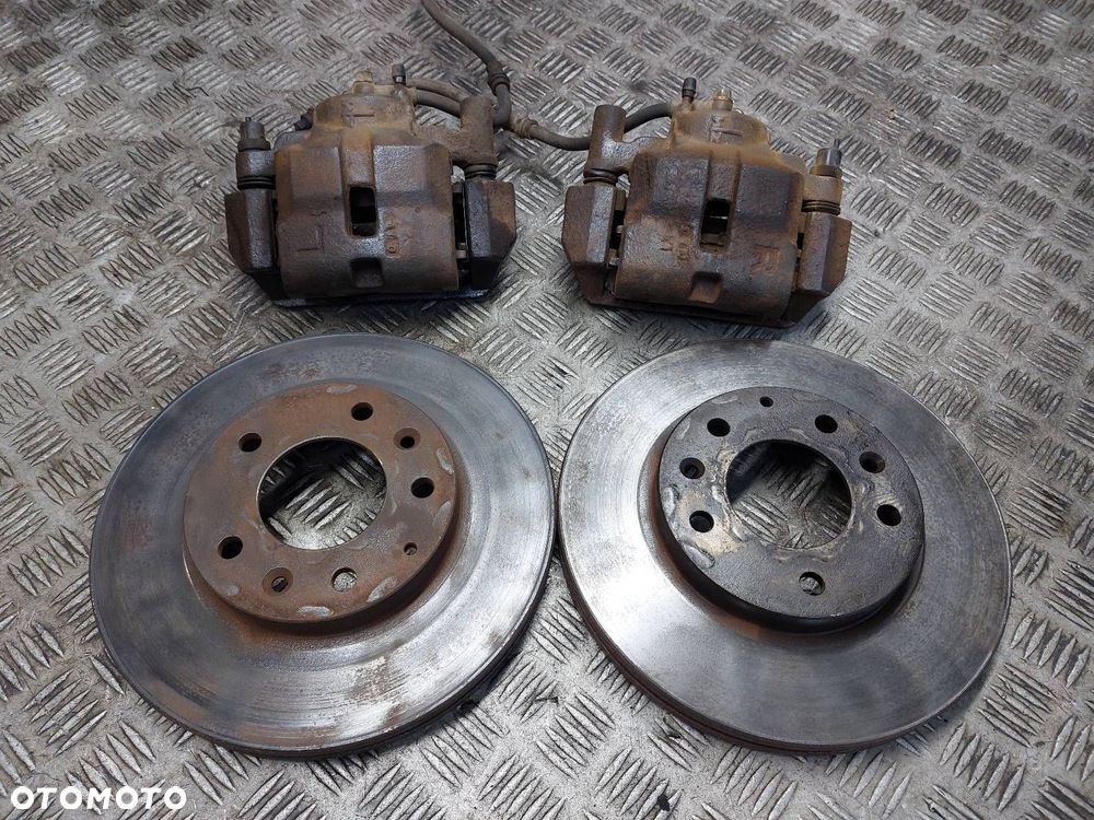 TARCZE HAMULCOWE PRZÓD + KLOCKI + ZACISKI MAZDA 626 V GF LIFT 2.0 D - 1