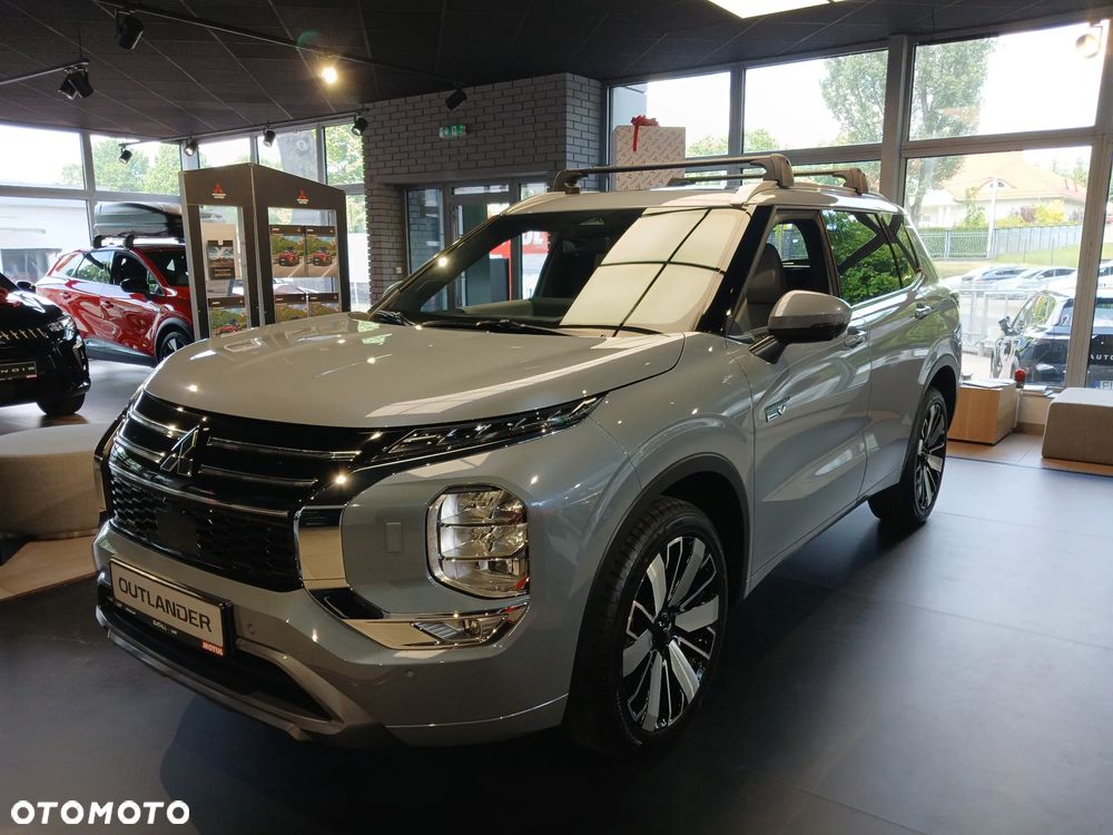 Mitsubishi Outlander Instyle - 1