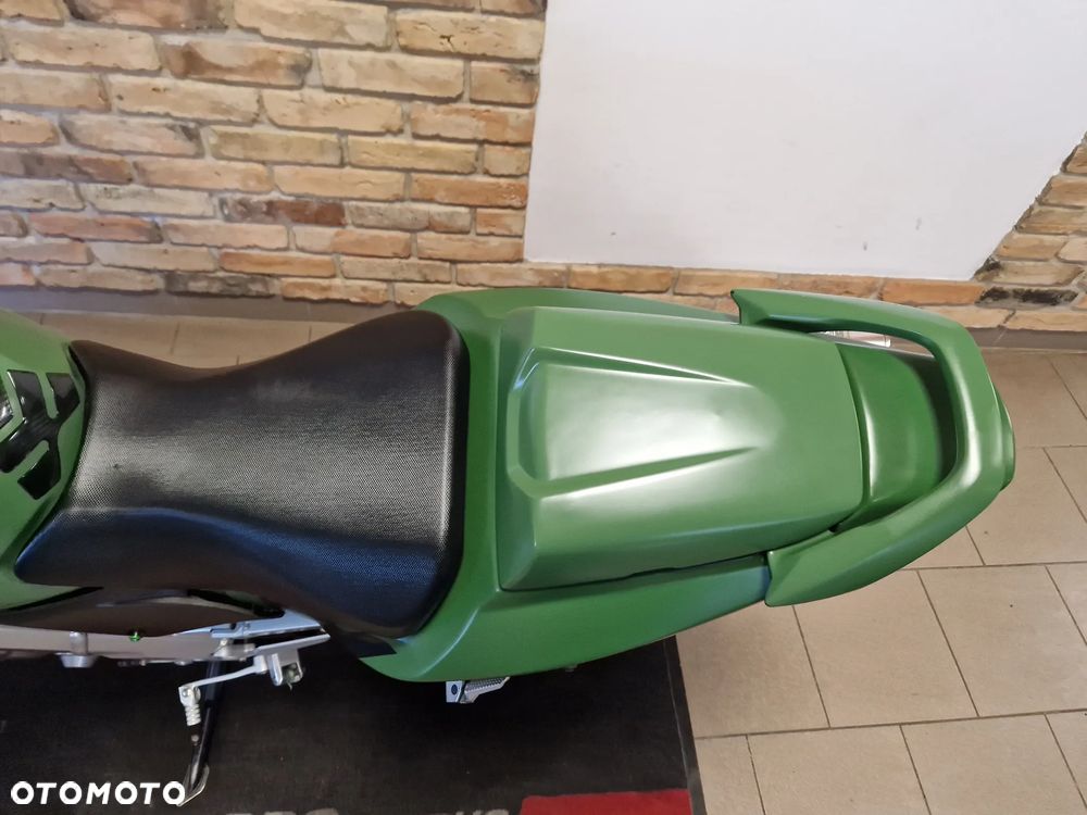 Suzuki SV - 21
