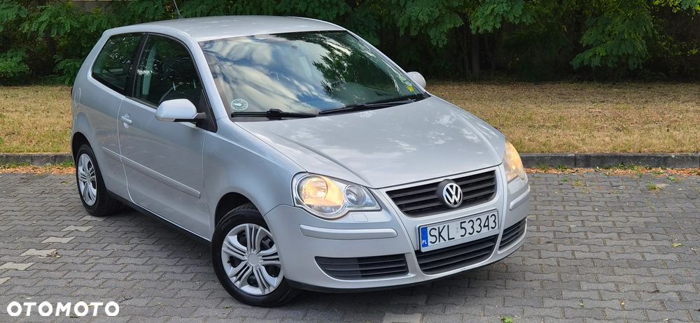 Volkswagen Polo 1.9 TDI Sportline - 2