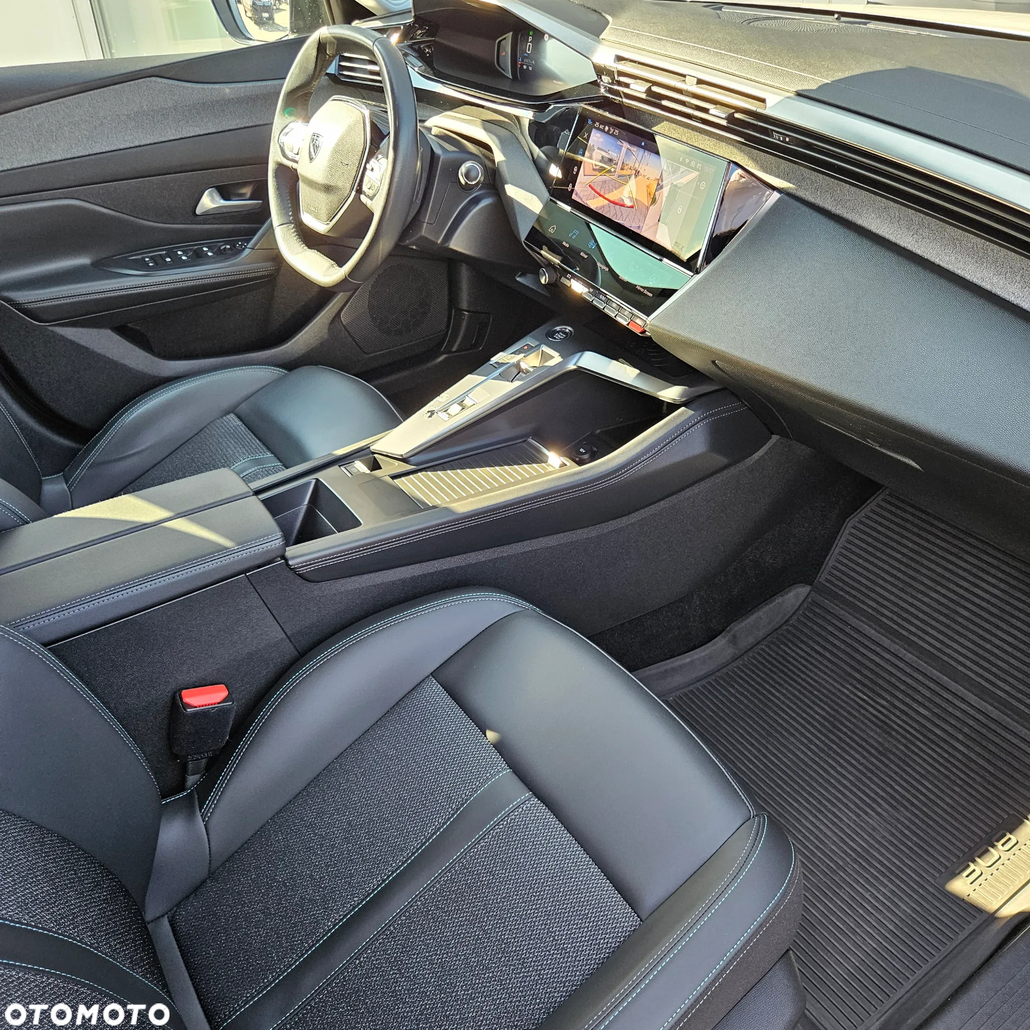 Peugeot 308 1.2 PureTech Allure Pack S&S EAT8 - 15