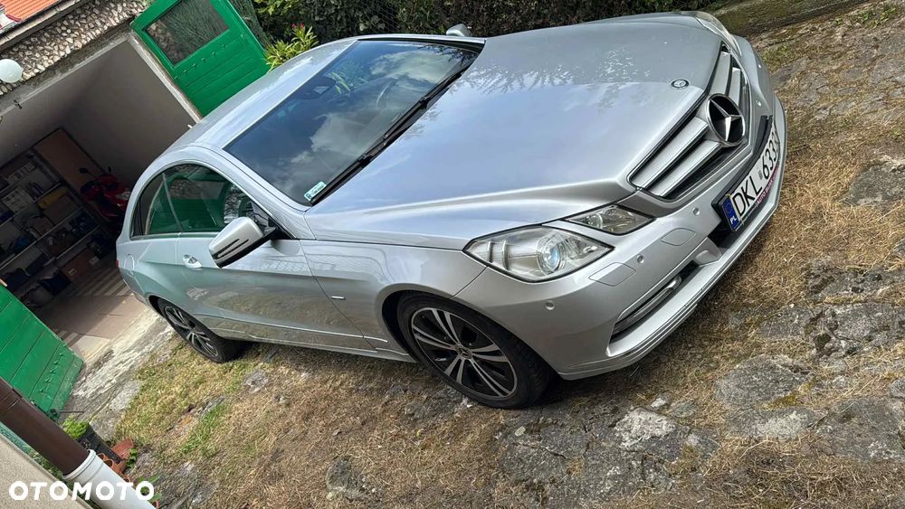 Mercedes-Benz Klasa E 220 CDI DPF Coupe BlueEFFICIENCY 7G-TRONIC Avantgarde - 18