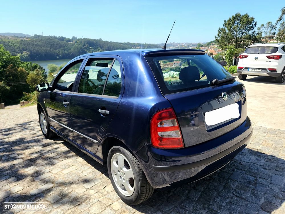 Skoda Fabia 1.4 Style - 4