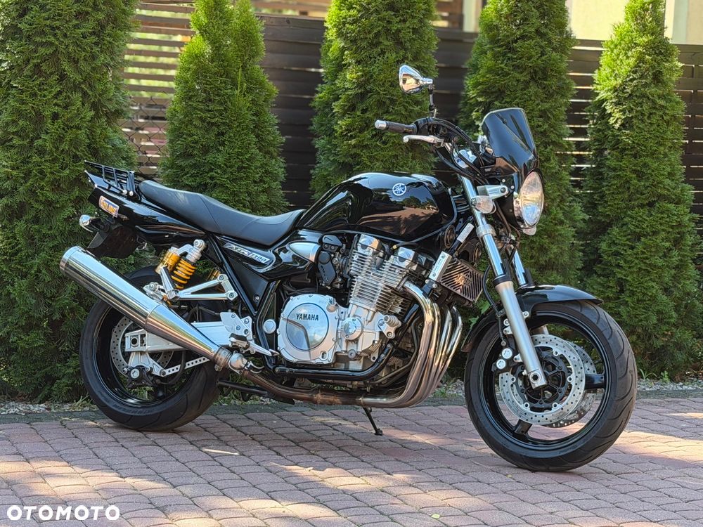 Yamaha XJR - 2