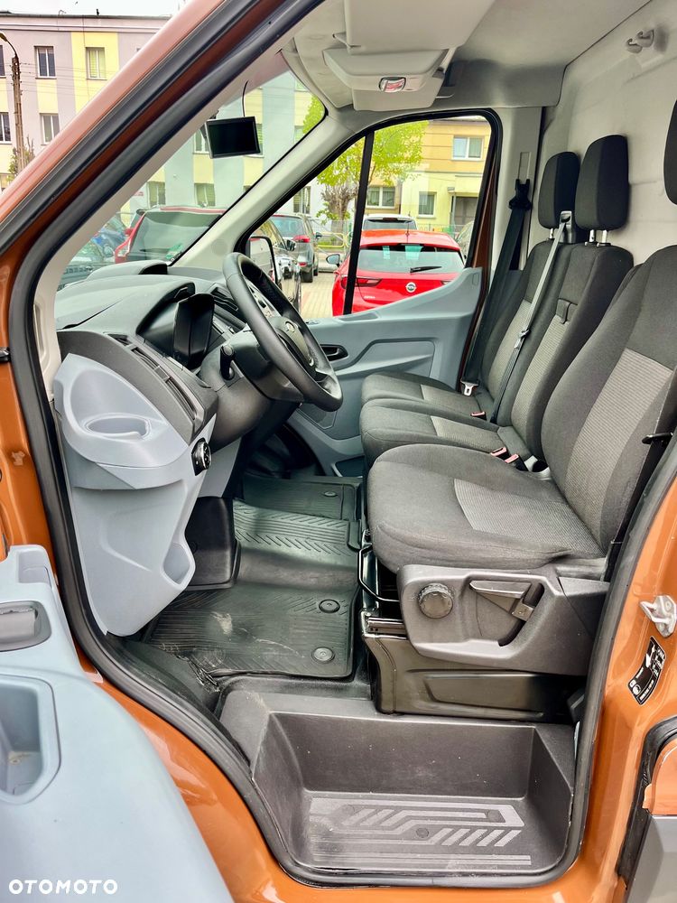 Ford Transit - 9