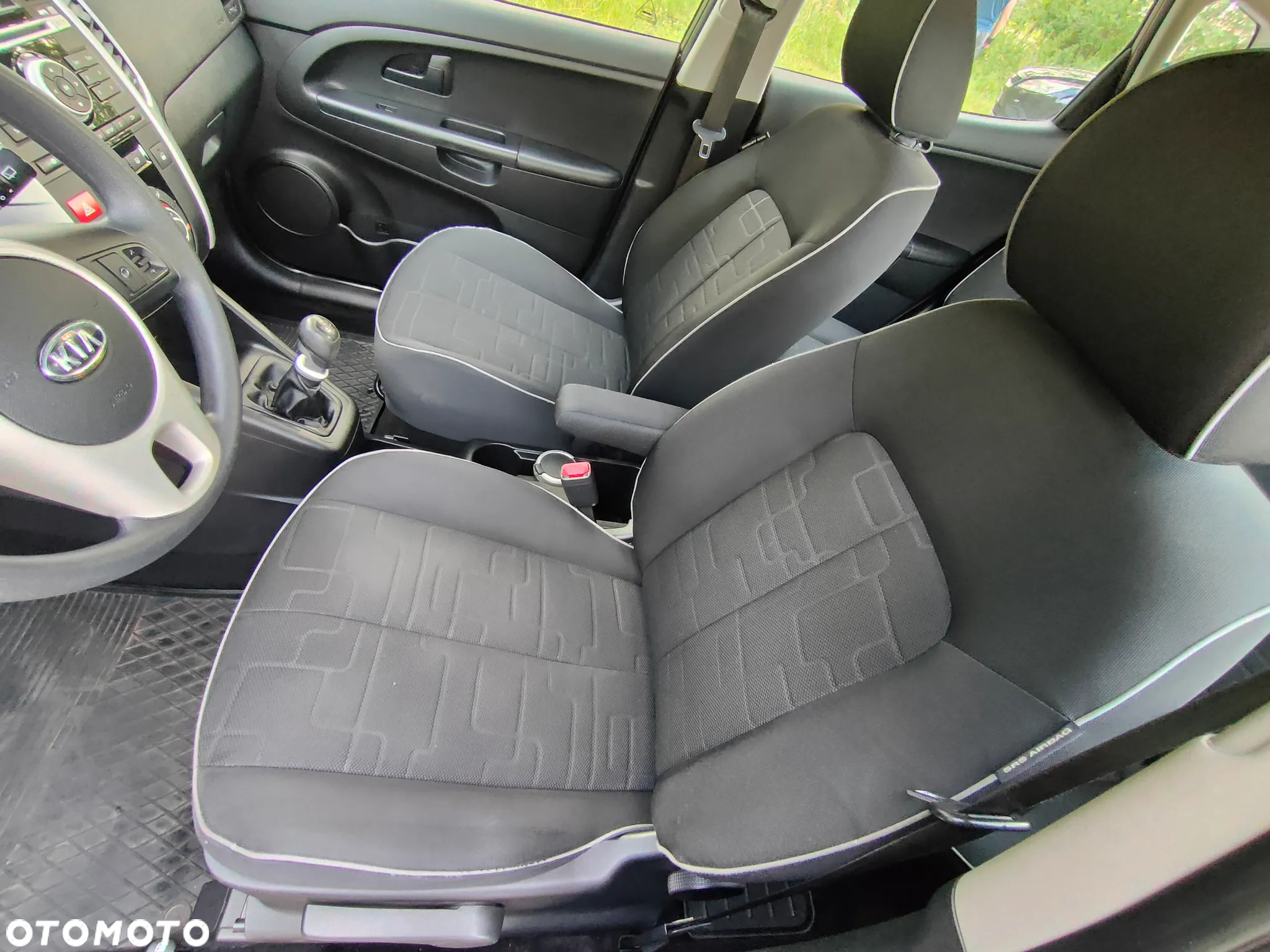 Kia Venga 1.6 M - 8