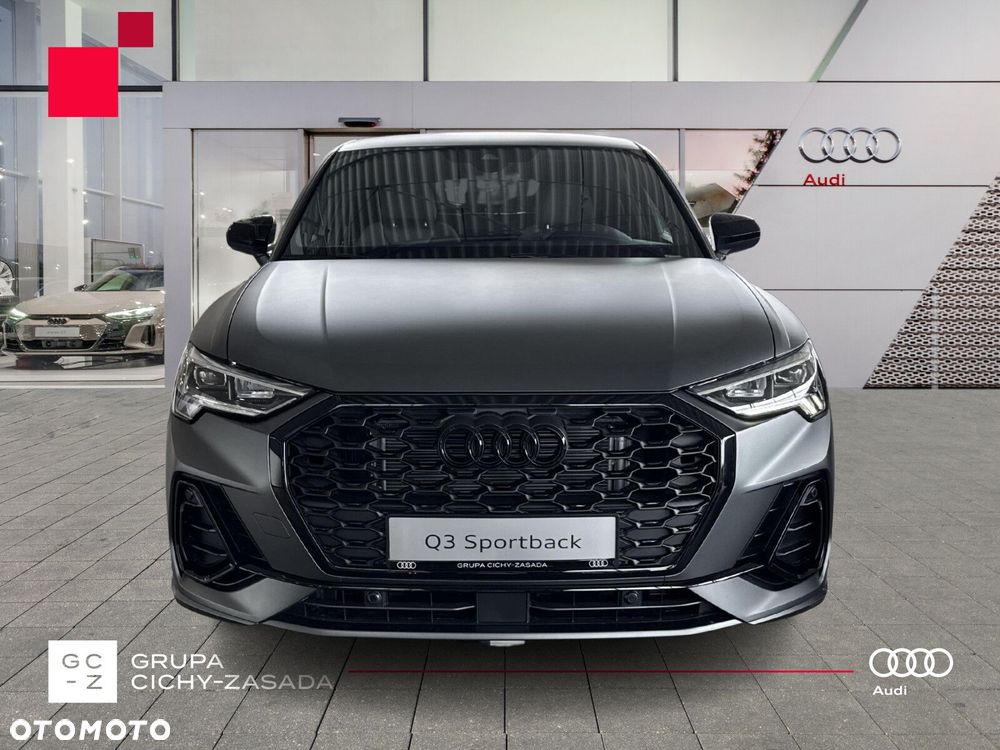Audi Q3 Sportback - 8