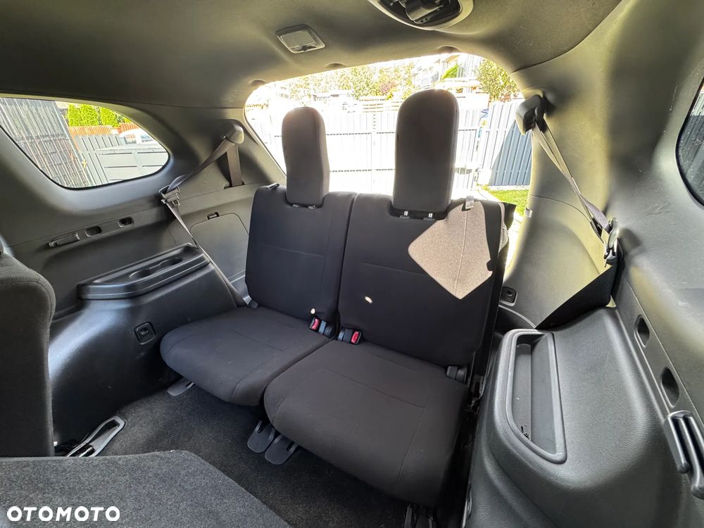 Mitsubishi Outlander - 30
