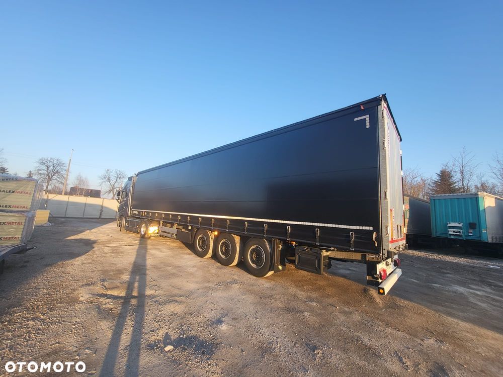 Schmitz Cargobull - 2