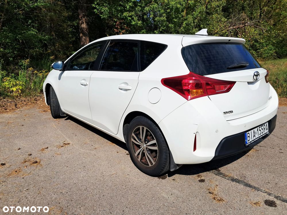 Toyota Auris 1.33 VVT-i Active - 13