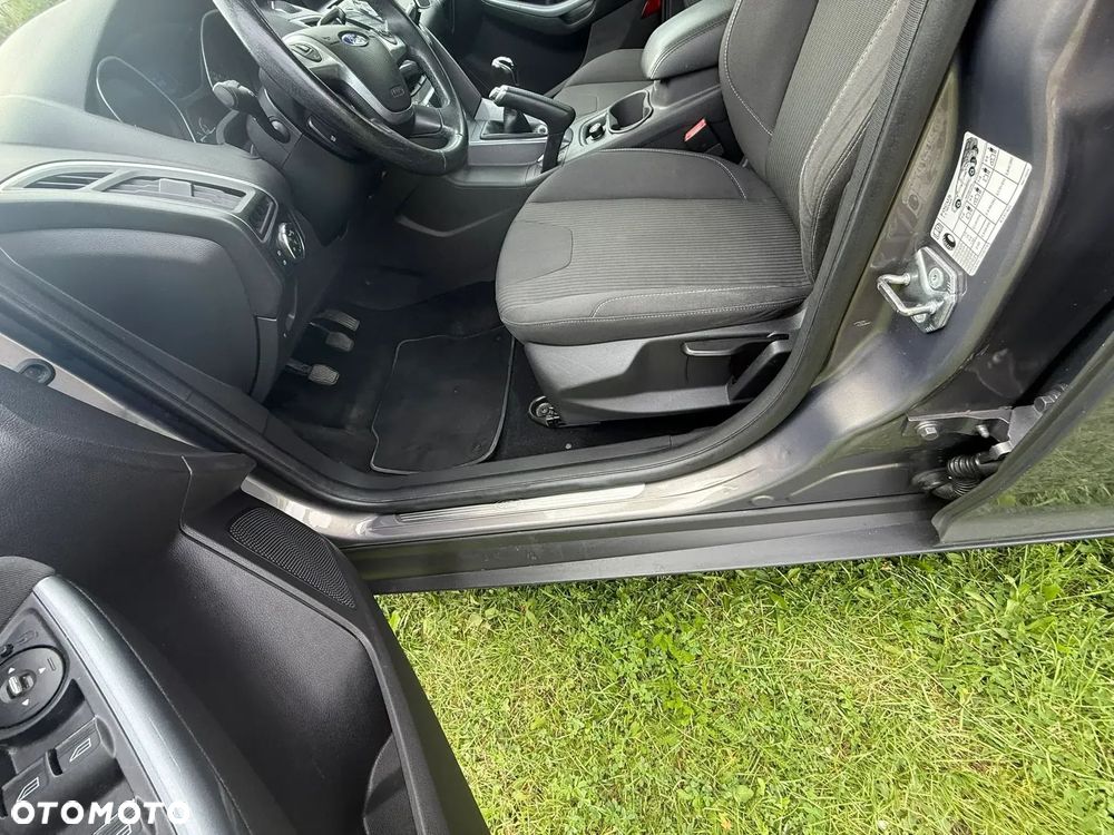 Ford Focus 1.0 EcoBoost STart-Stopp-System TITANIUM - 14
