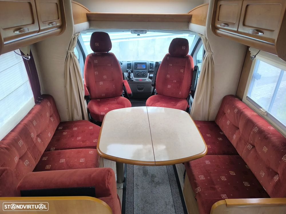 Rapido Serie 70 2 camas casal sempre feitas apenas  39.000kms sempre de garagem - 13