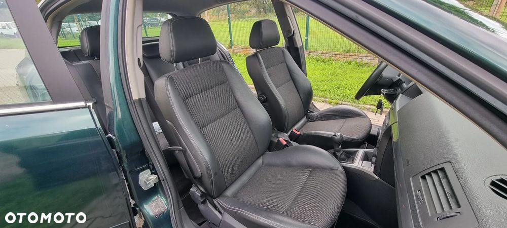 Opel Astra - 12
