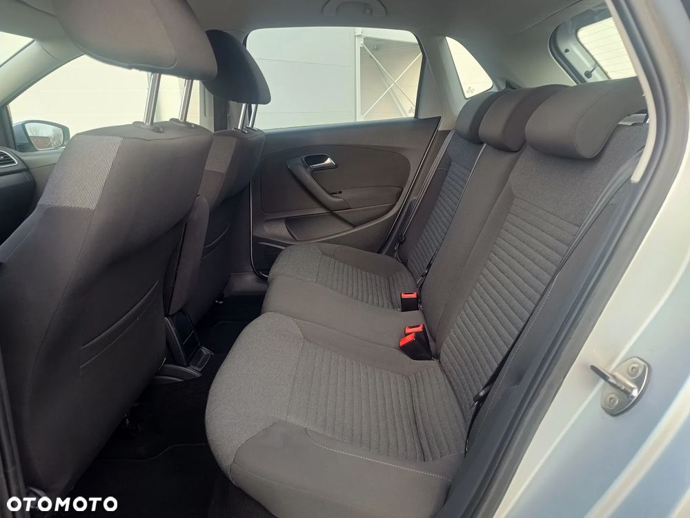 Volkswagen Polo - 15