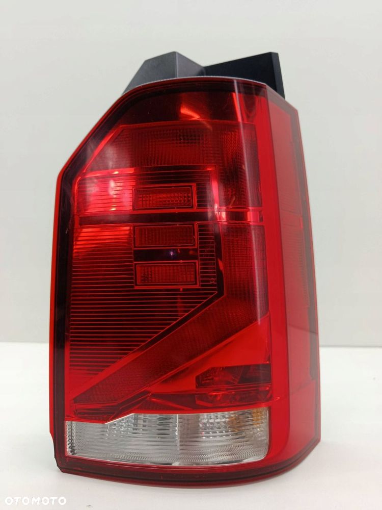 VW TRANSPORTER T6 LAMPA PRAWA TYŁ LED 7LA945096J - 1