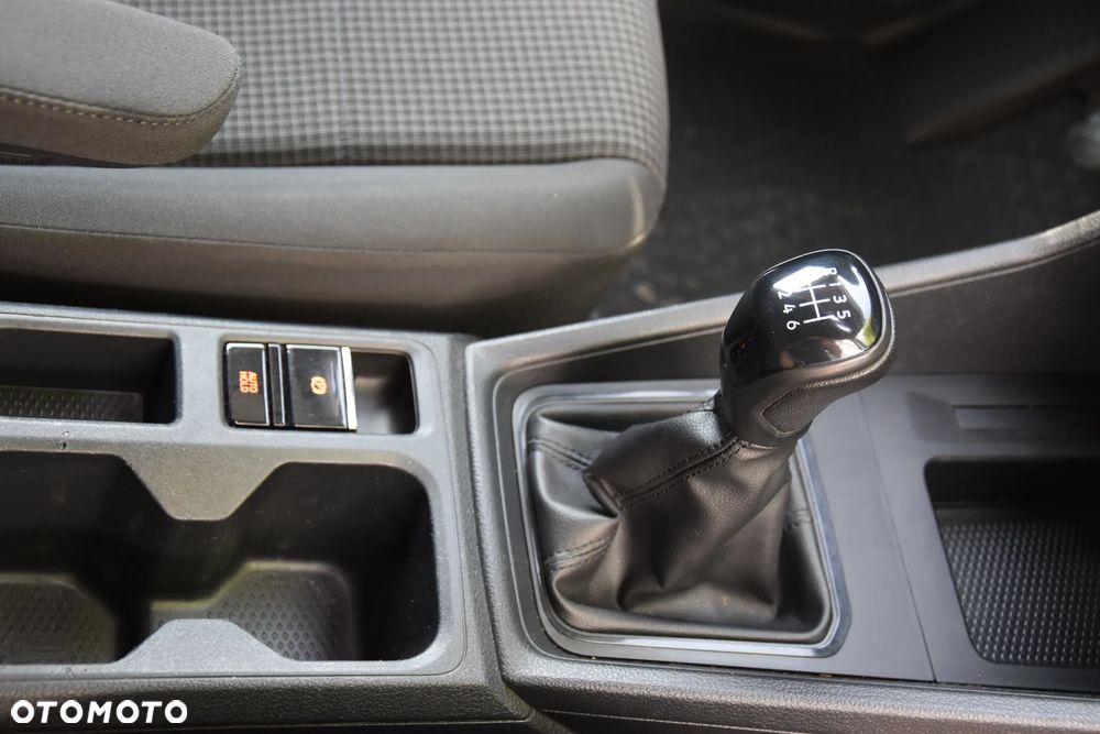 Volkswagen Caddy - 22