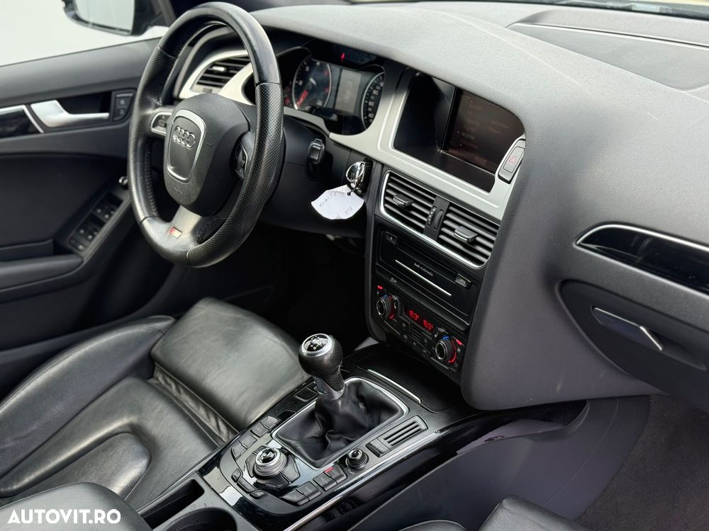 Audi A4 2.0 TDI DPF S line Sportpaket - 11