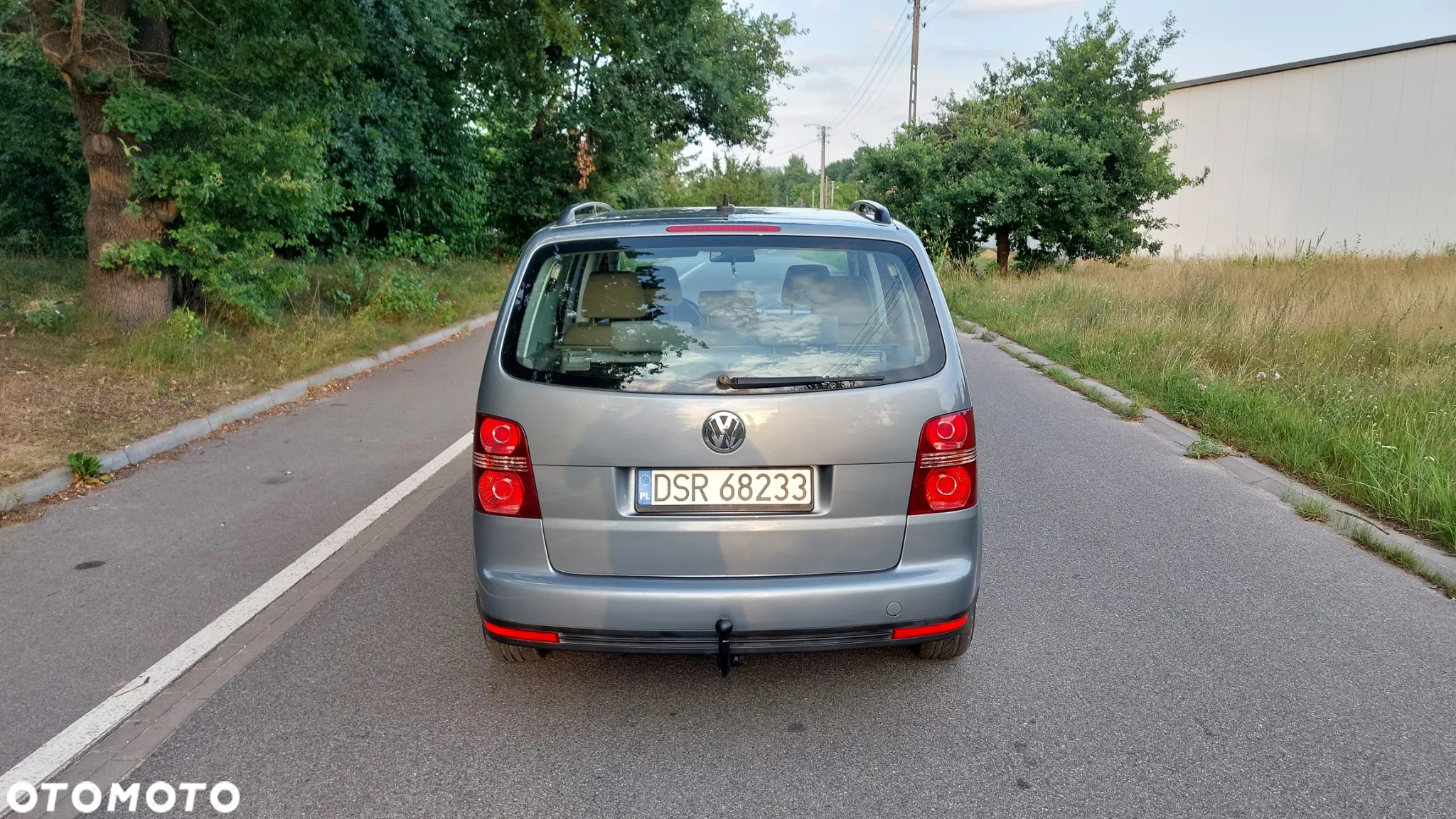 Volkswagen Touran - 5