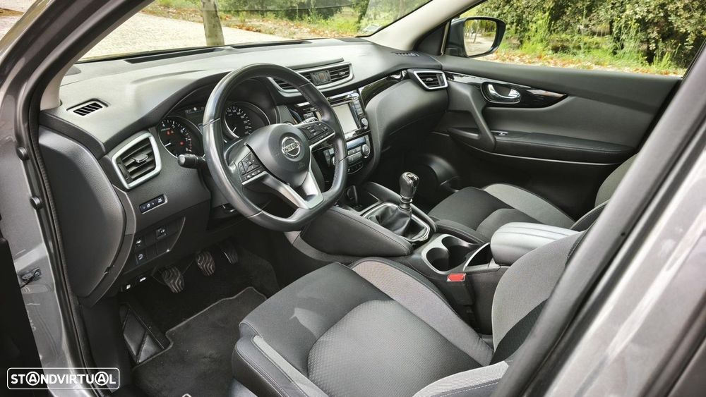Nissan Qashqai 1.3 DIG-T N-Connecta J18 Led - 42