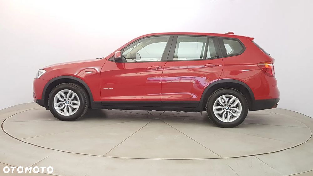 BMW X3 xDrive20i Advantage - 8