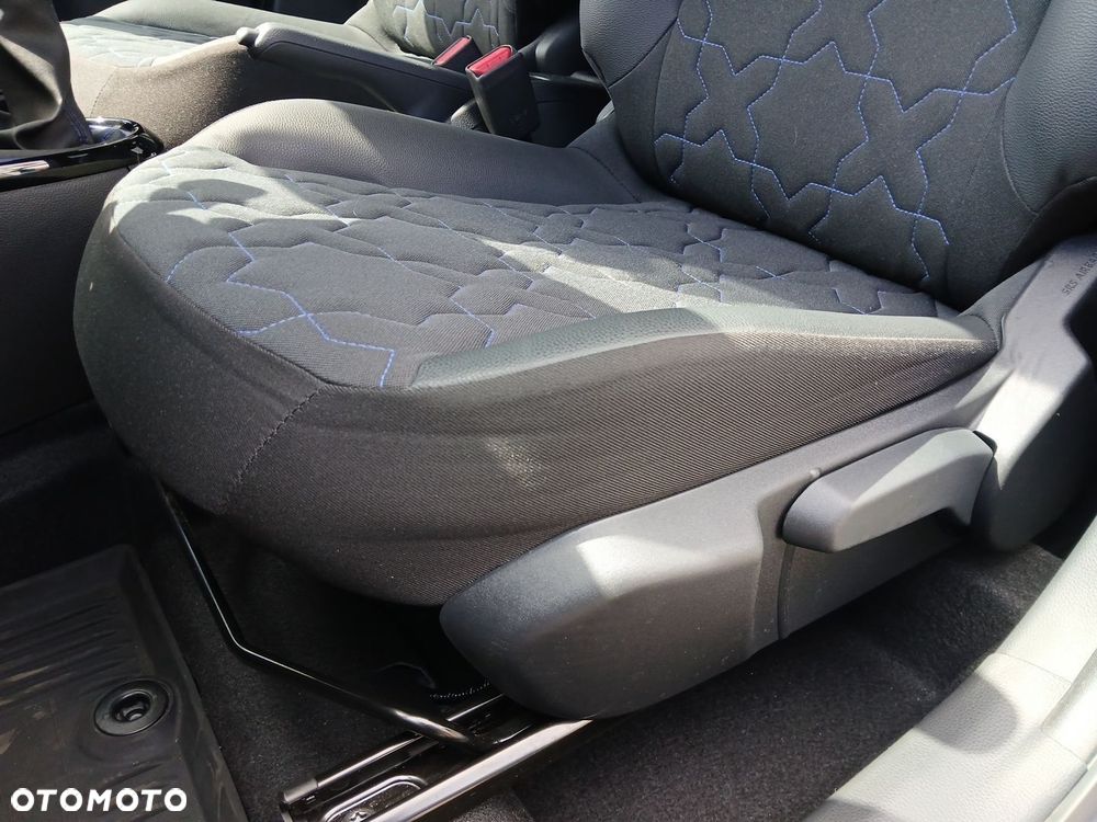 Toyota Aygo X - 38