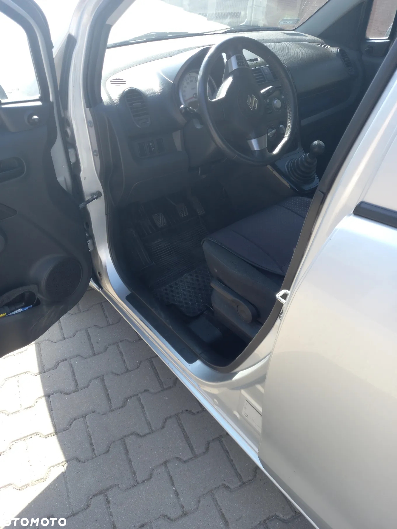 Suzuki Splash 1.0 Club - 11