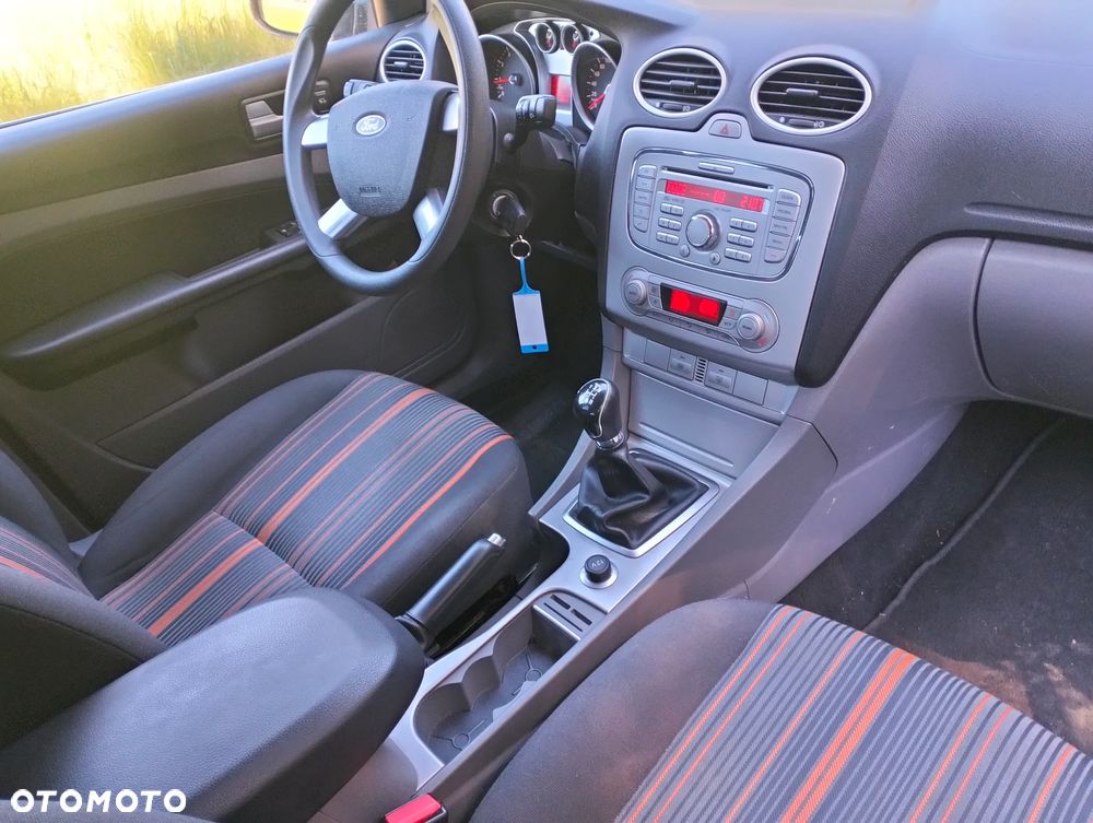 Ford C-MAX 1.6 Style - 31