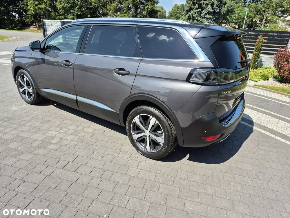 Peugeot 5008 - 9
