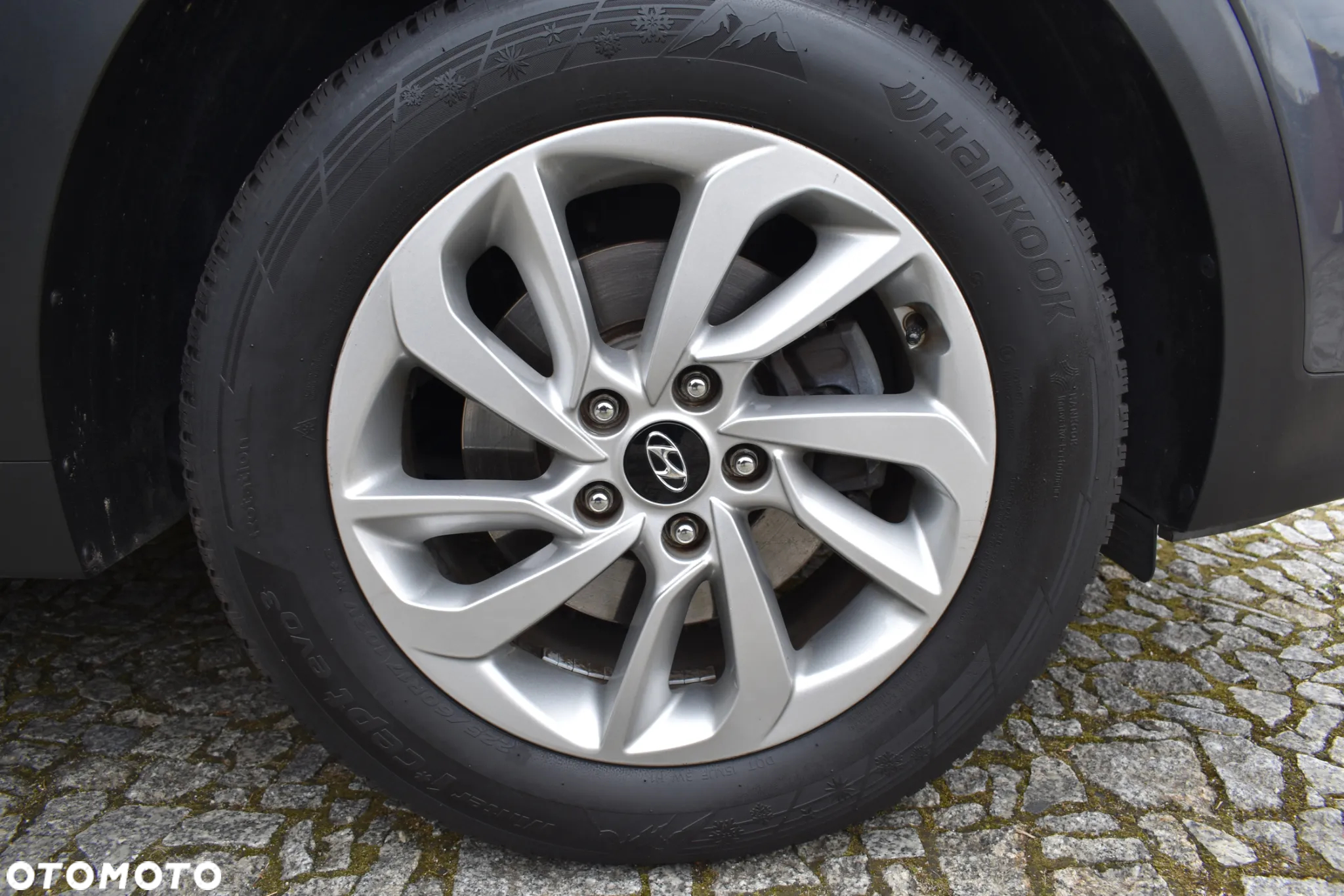 Hyundai Tucson blue 1.7 CRDi 2WD Intro Edition - 39