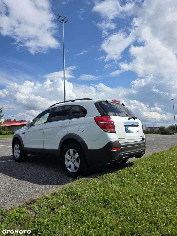 Chevrolet Captiva 2.2 D LT FWD - 3
