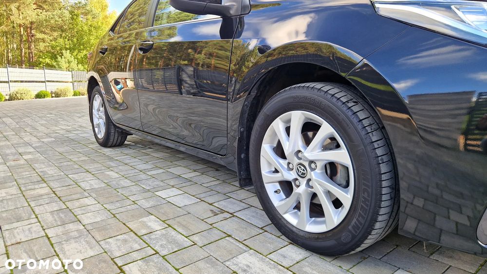 Toyota Corolla 1.6 Classic Plus - 13