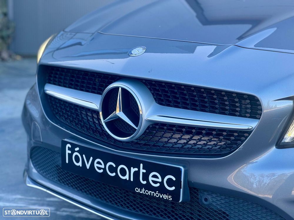 Mercedes-Benz CLA 180 7G-DCT Urban - 5