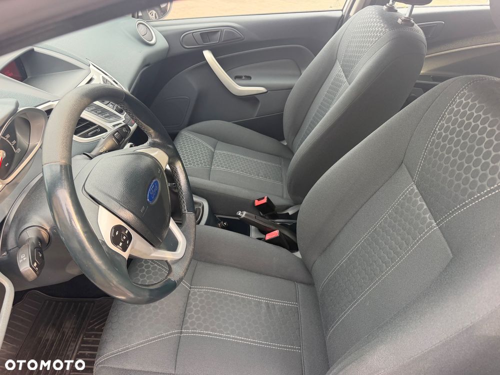 Ford Fiesta 1.25 Titanium - 20