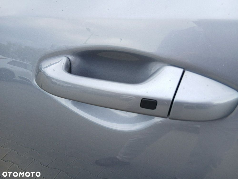 Kia Ceed - 12