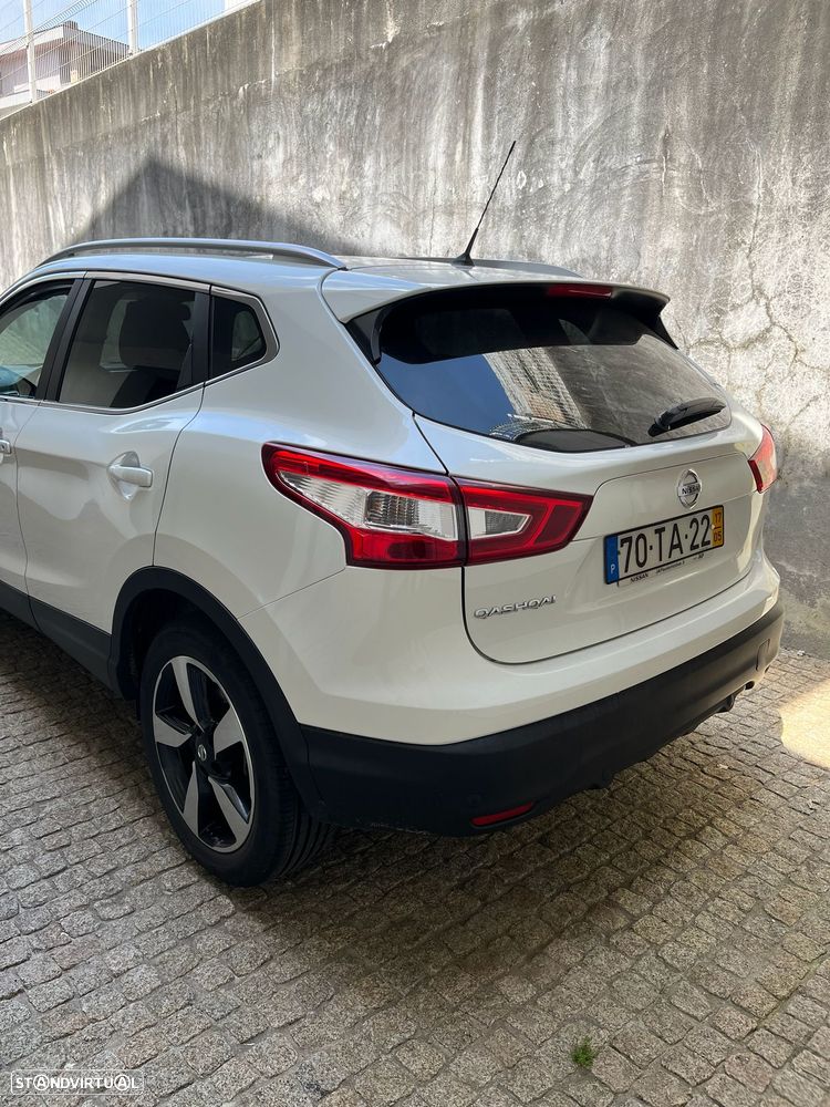 Nissan Qashqai 1.5 dCi N-Connecta - 2