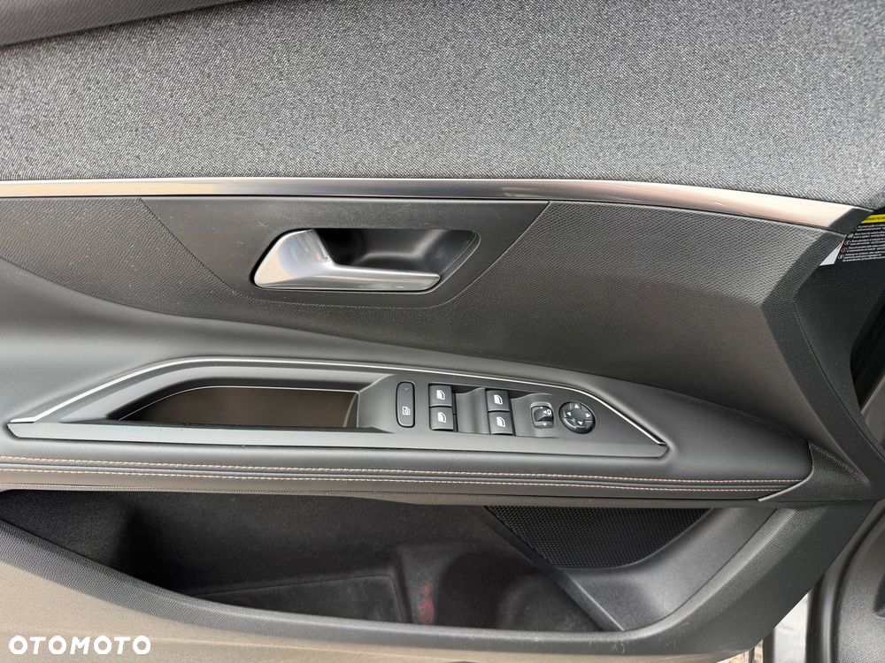Peugeot 5008 - 20