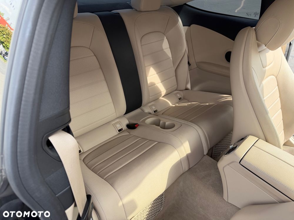 Mercedes-Benz Klasa C 220 d 9G-TRONIC - 10