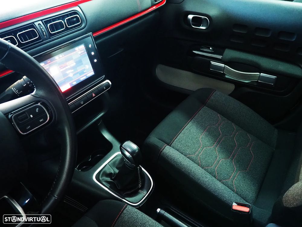 Citroën C3 1.2 PureTech Shine - 20