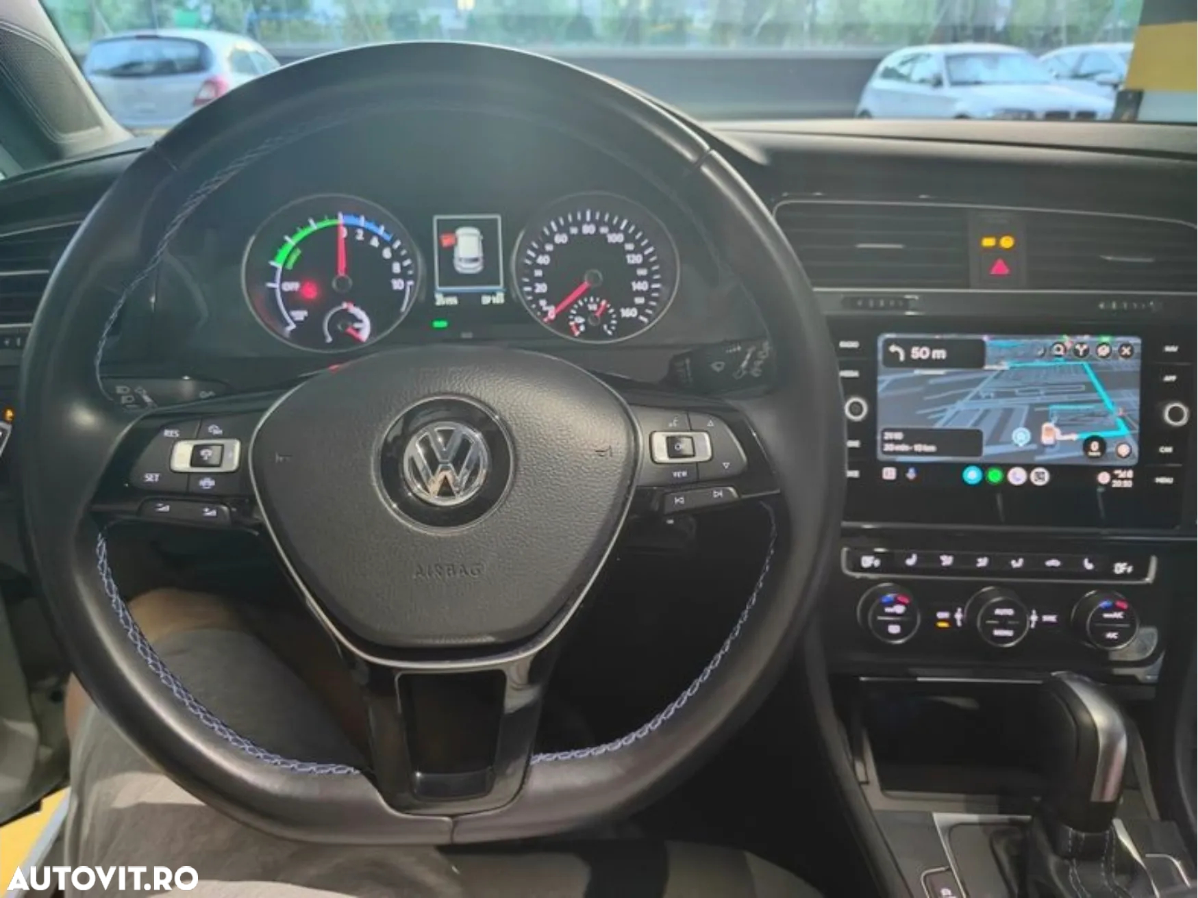 Volkswagen e-Golf - 7