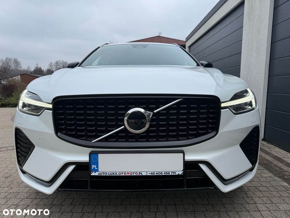 Volvo XC 60 B4 D AWD Plus Dark - 6