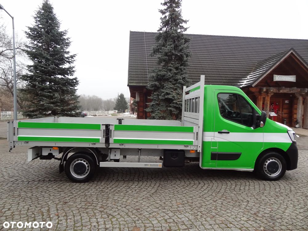 Renault Master Skrzynia 4,0m 2021r - 9