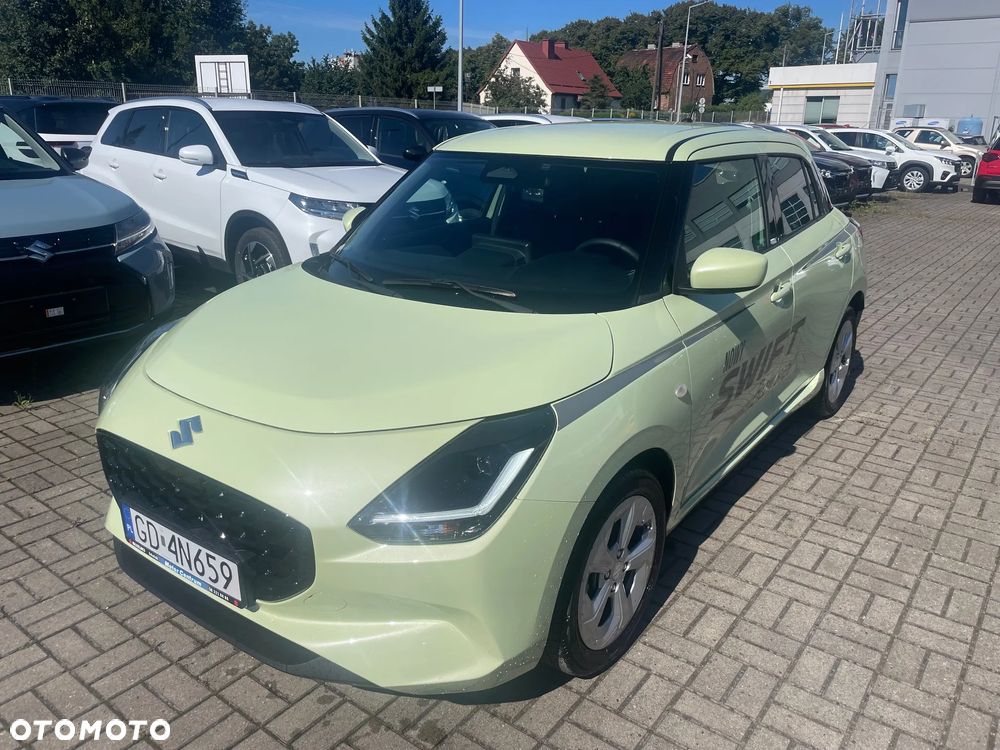 Suzuki Swift - 1