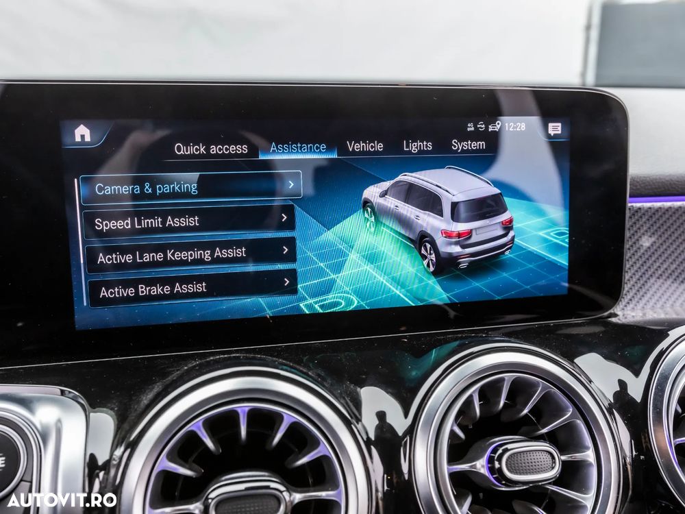 Mercedes-Benz GLB 200 4Matic 8G-DCT AMG Line - 27