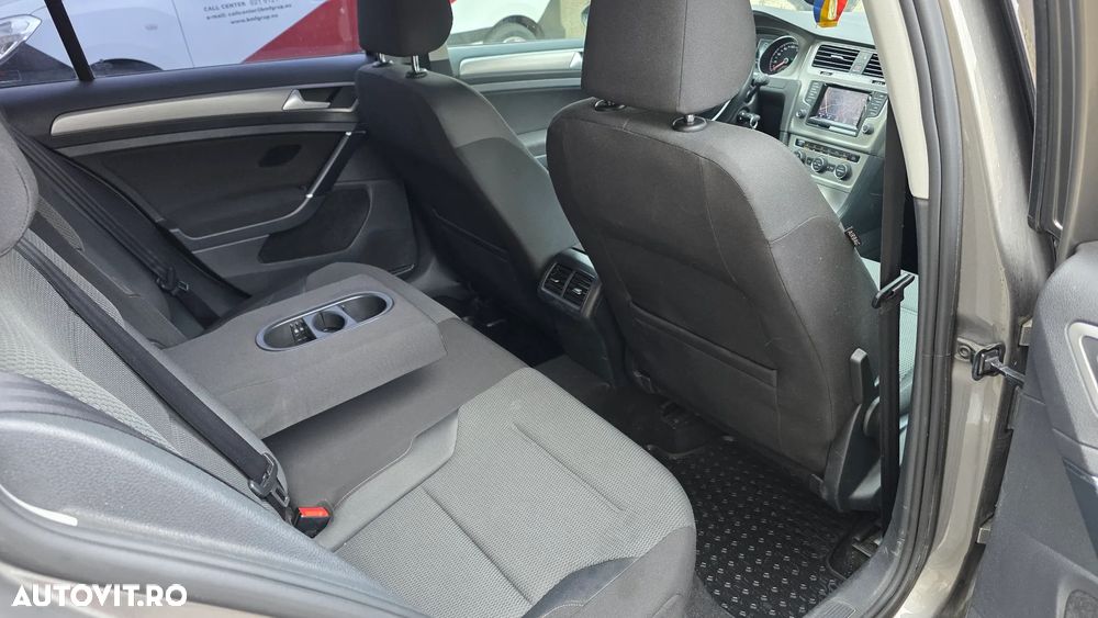 Volkswagen Golf 1.6 TDI BlueMotion Technology DSG Comfortline - 15