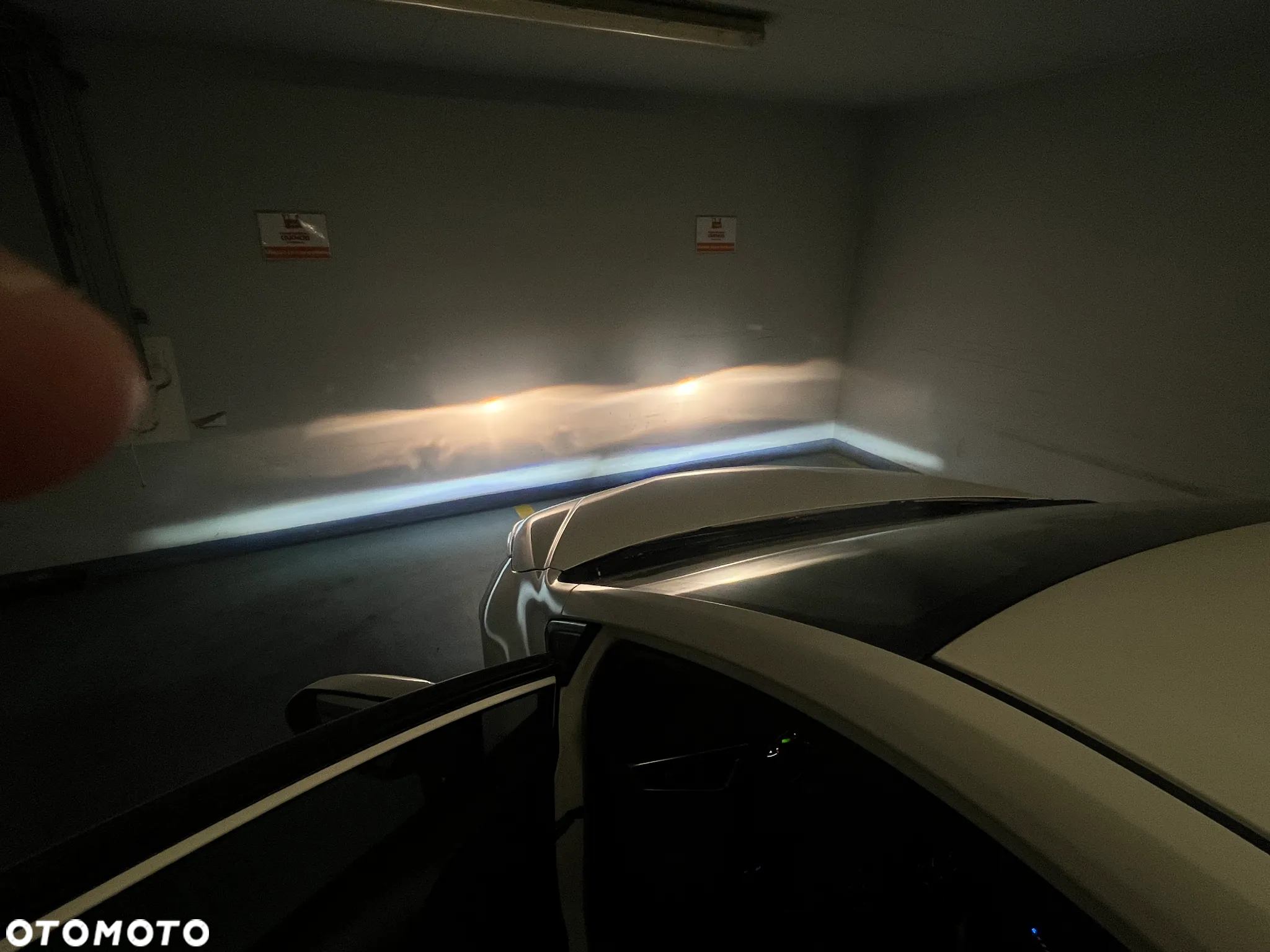 Toyota Corolla 1.8 Hybrid Comfort - 7