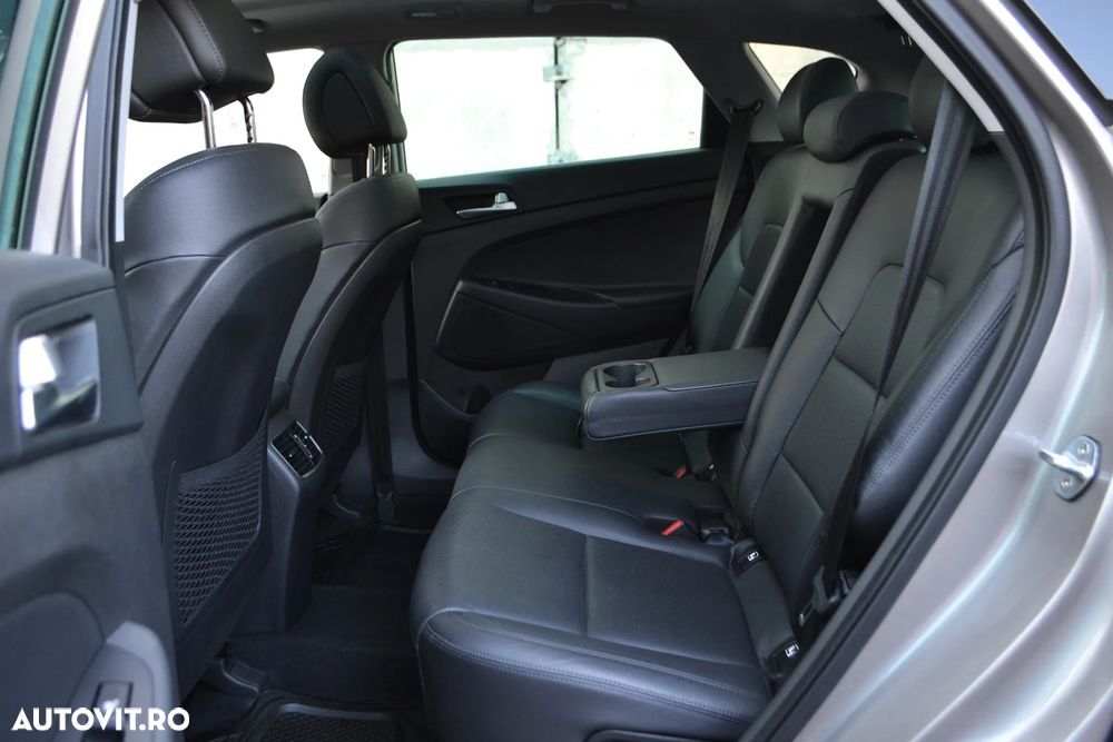 Hyundai Tucson 2.0 CRDI 4WD 6AT Premium+ - 10