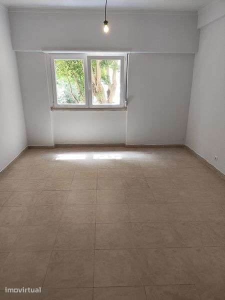 T2 para arrendar Póvoa de santa iria - Grande imagem: 2/8