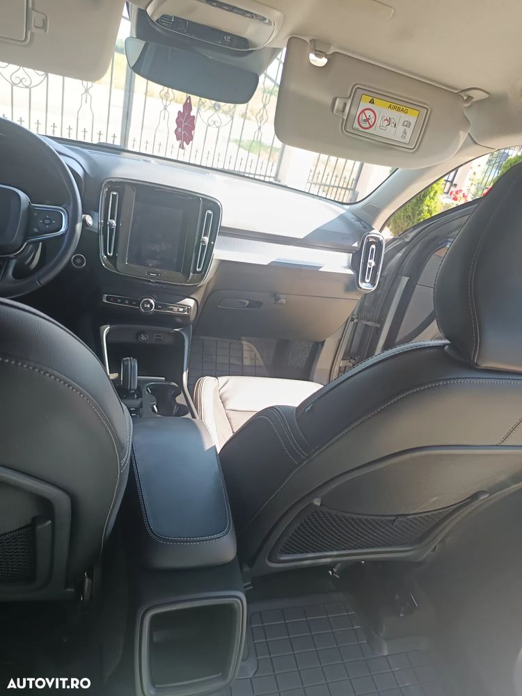 Volvo XC 40 - 6