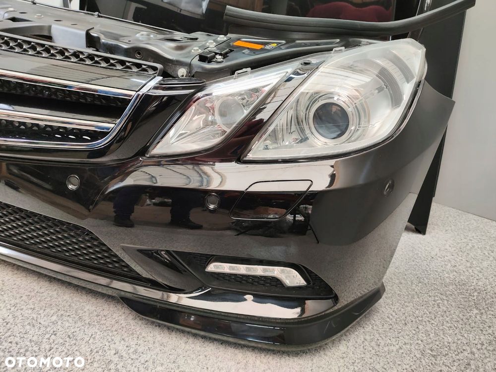 MERCEDES W207 AMG ZDERZAK WZMOCNIENIE CHŁODNICE LAMPY 197 - 7