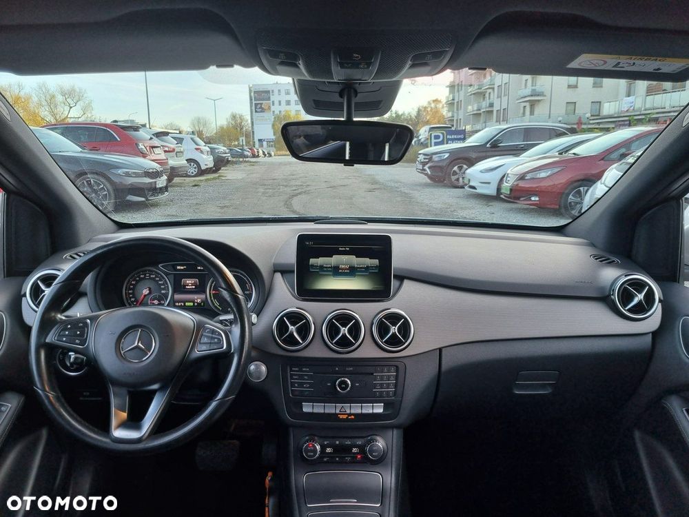 Mercedes-Benz Klasa B (Electric Drive) 250 e - 13